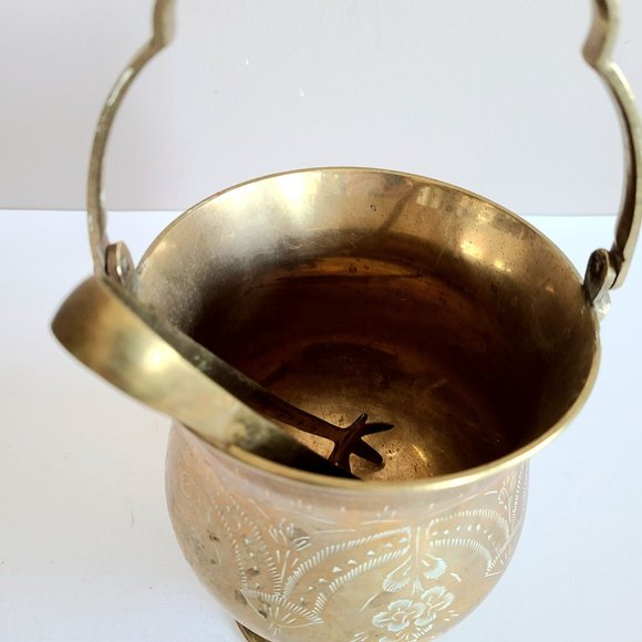 Brass vintage Ice bucket with tongs. - Picture 7 of 8